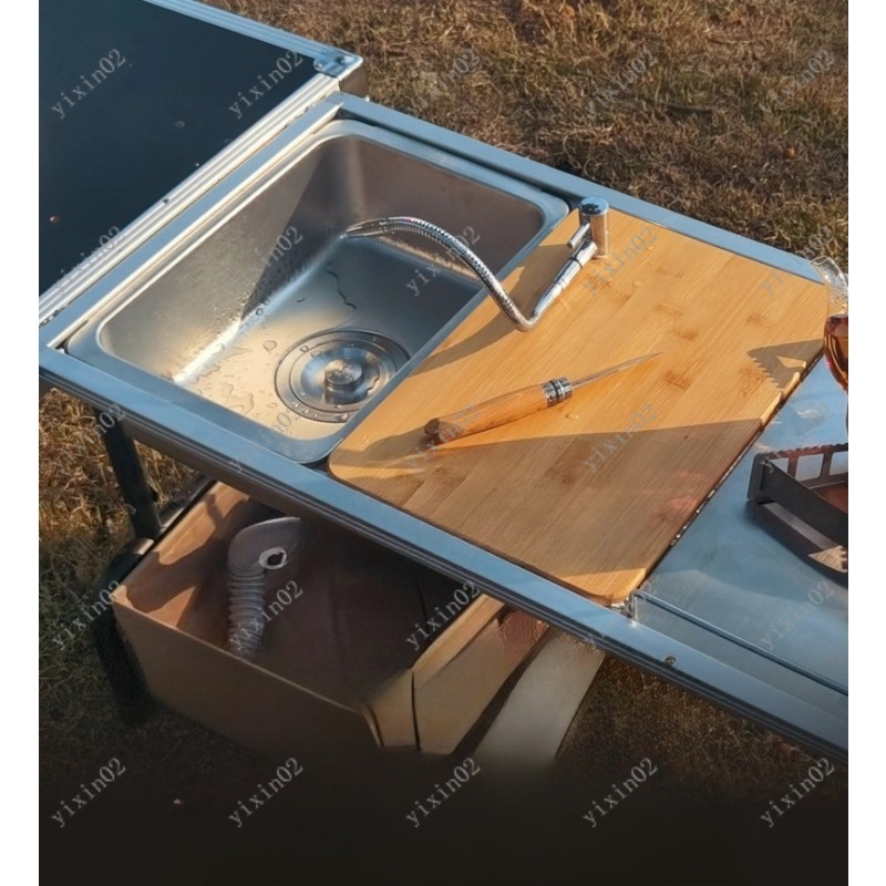 屋外用ポータブルキャンプキッチンシンクモジュール、一体型蛇口 - Camping Cooking Vegetables のレビューと価格